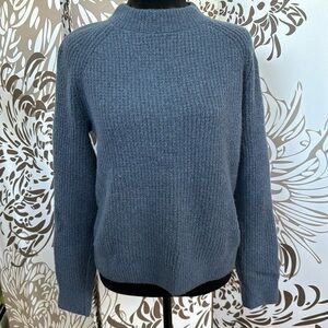 Wool sweater NWT
